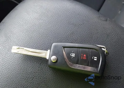 2020 Toyota Rav4 Le from USA, damaged, VIN 2T3F1RFV1LW085719